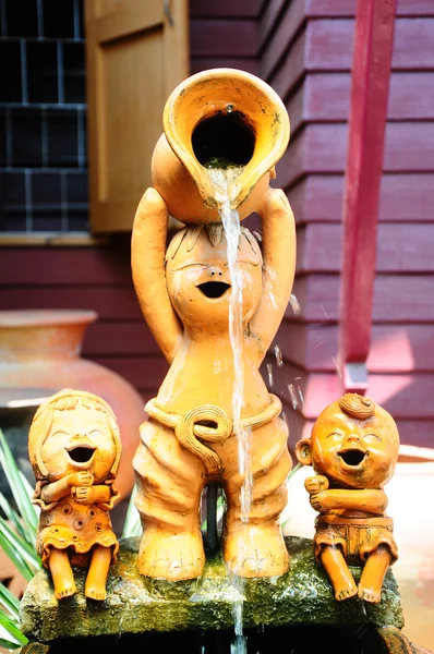 Child sculpture fountain with Thai style — Stock Photo, Image