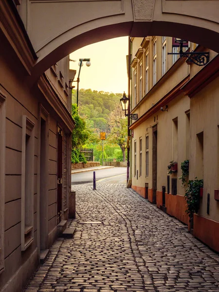 Narrow Cobblestoned Street Historic Prague Old Town — Stock Photo, Image