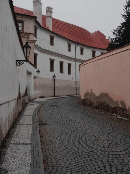 Vacía Calle Praga Una Nebulosa Mañana Otoño — Foto de Stock