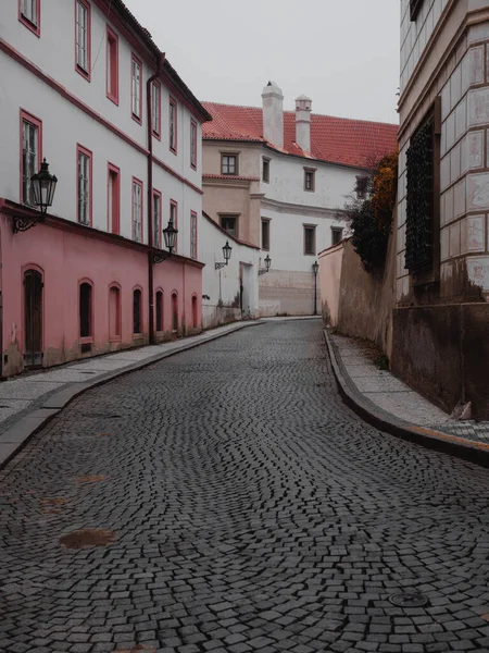 Пустая Улица Праги Туманное Осеннее Утро — стоковое фото