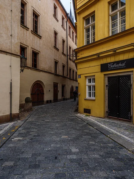 Fundo Das Ruas Históricas Praga Cidade Velha Perto Igreja Tyn — Fotografia de Stock