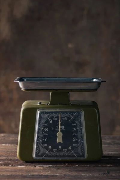 Green Vintage Scales Wooden Table — Stock Photo, Image