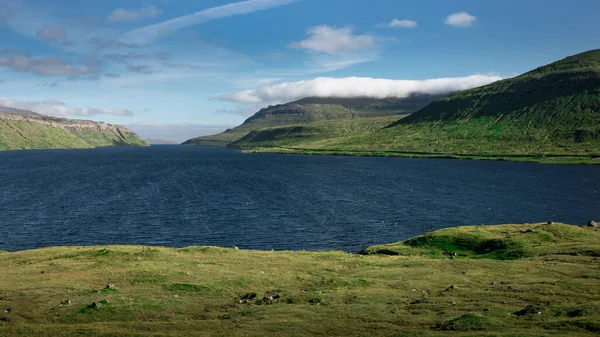 Seascape Coast Faroe Islands Blue Cloudy Sky Green Mountains Ocean — Stock Photo, Image