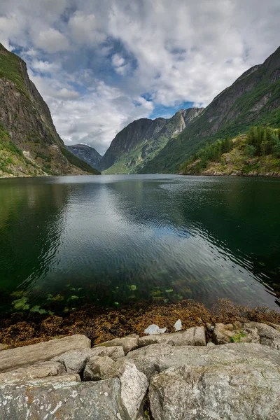 Aurlands fjord op Gudvangen — Stockfoto