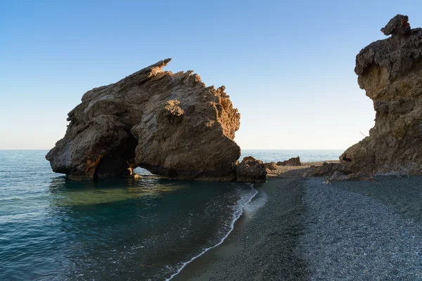 Beach with rocks in Crete — Free Stock Photo