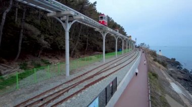 Haeundae Sahil Treni Sahnesi, Busan, Güney Kore, Asya.