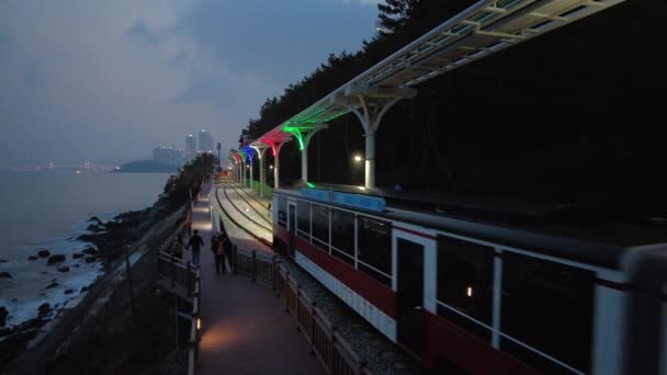 Nachtansicht Des Haeundae Beach Train Busan Südkorea Asien — Stockvideo