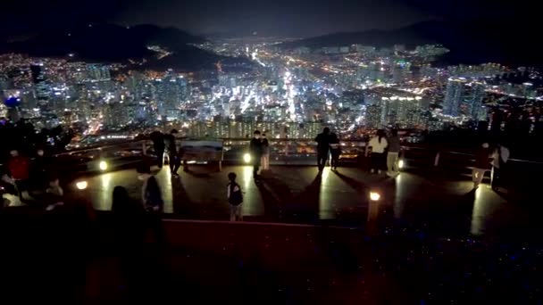Nattutsikt Över Hwangryeongsan Mountain Bongsudae Fyrar Busan Sydkorea Asien — Stockvideo
