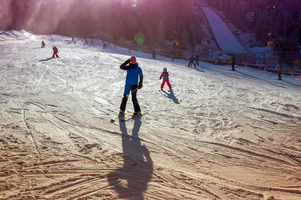 2018 Zakopane Poland Small Hill Learn Skiing Mother Daughter — Stock Photo, Image