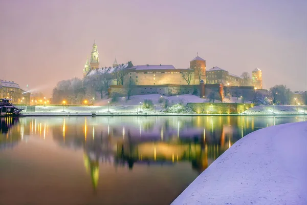 波兰克拉科夫的瓦维尔皇家城堡的神景 — 图库照片