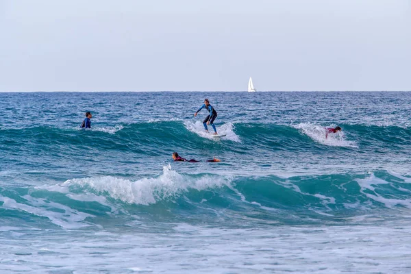 2014 Tel Aviv Srail Genç Binici Genç Sörfçü Genç Cesaret — Stok fotoğraf