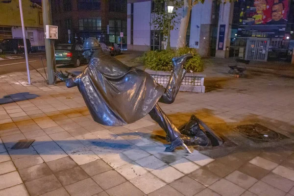 Komik Heykel Vaartkapoen Polis Leopold Bulvarı Yol Brüksel Gece Manzarası — Stok fotoğraf