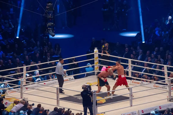 2015 Dusseldorf Germany Tyson Fury Makes Boxing Bias Pulls Away — стоковое фото