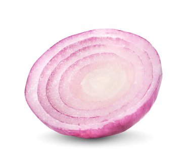 Beyaz zemin üzerinde kırmızı dilimlenmiş soğan izole