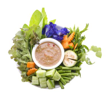 Tayland mutfağı nam prik veya biber ezmesi ile balık ve sebze karışımı.