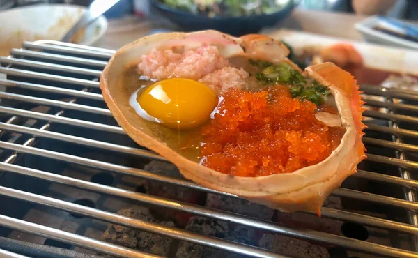 Närbild Kani Miso Grillat Japanskt Krabbkött Serverat Med Skal — Stockfoto