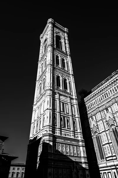 Campanile di Giotto - El campanario de Giotto en Florencia, Italia —  Fotos de Stock