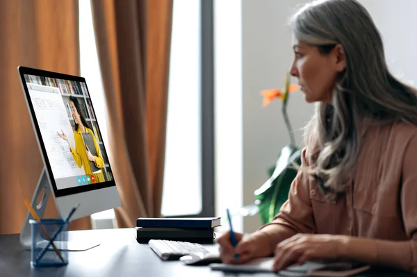 Distance Learning Concentrated Aged Gray Haired Woman Studying Online Video — Stock Photo, Image