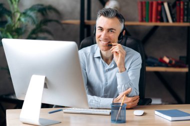 Kafkas iş brifingi başarılı çevrimiçi