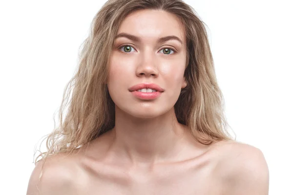 Retrato close-up de jovem bela mulher — Fotografia de Stock