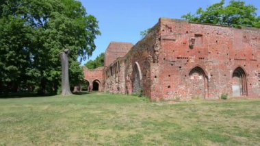  Eldena eski kalıntılar