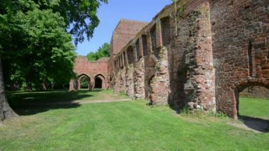 Eldena eski kalıntılar