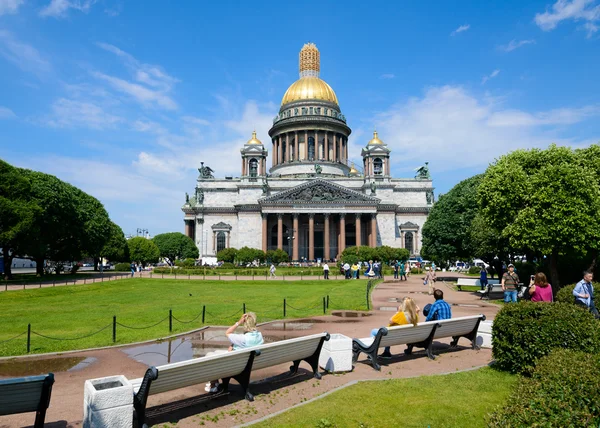 View of Saint Isaac's cathedral — Stock Photo, Image