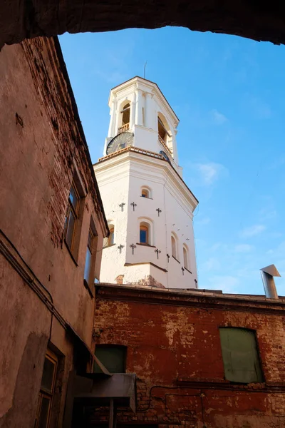 Vyborg Russia Sep 2019 Clock Tower Ruins Old Temple Local — Stock Photo, Image