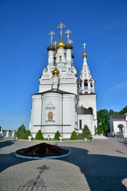 Tapınak inanç olarak Bagrationovsk. Rusya