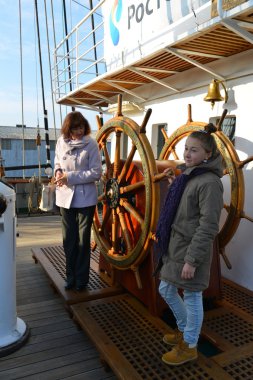 Padova, balıkçı limanı eski Kruzenshtern. Kaliningrad