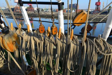 Balıkçı limanı Kruzenshtern.