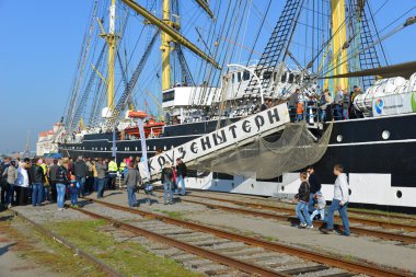 Balıkçı limanı Kruzenshtern.