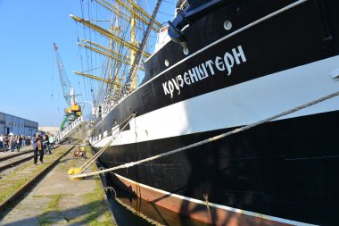 Balıkçı limanı Kruzenshtern.