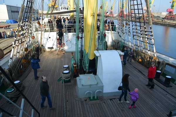 Kruzenshtern ex Padua, en el puerto pesquero. Kaliningrado — Foto de Stock