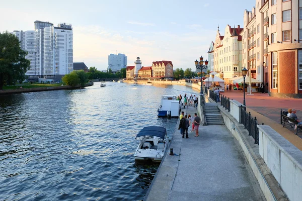 Kaliningrad. Nábřeží rybářské vesnice — Stock fotografie