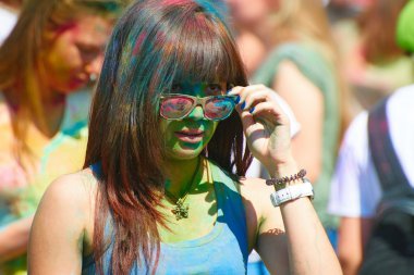 Holi festival renkler. Kaliningrad, Rusya Federasyonu