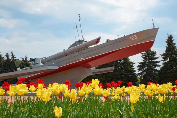 Torpedowiec Komsomolec pomnik. Kaliningrad — Zdjęcie stockowe