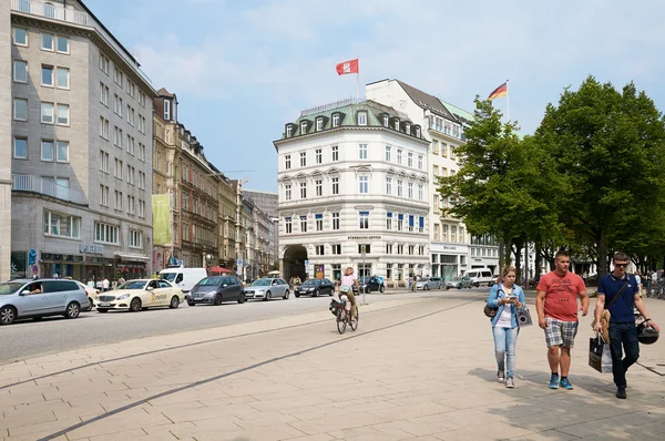Hamburg'da merkezi sokak görünümü — Stok fotoğraf