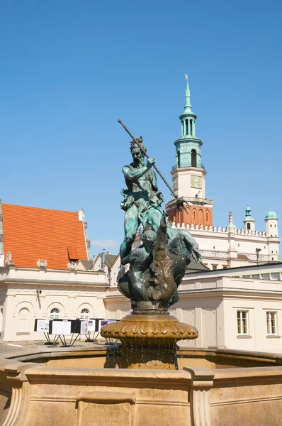 Neptun-kút, a régi piactértől. Poznan — Stock Fotó