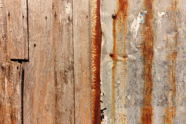 生锈的金属和旧木材纹理 — 图库照片