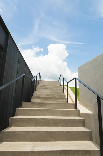 Modern Urban Architecture Concrete Stair with blue sky — Stock Photo, Image