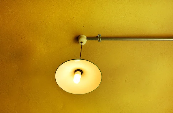 Old lamp on the ceiling — Stock Photo, Image