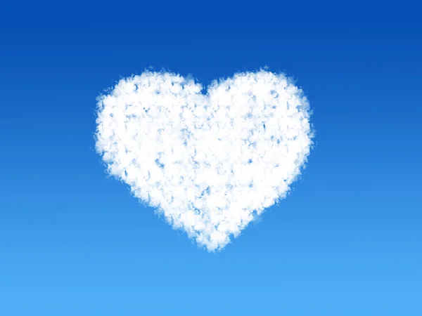 Біла хмара у формі серця на тлі блакитного неба — стокове фото