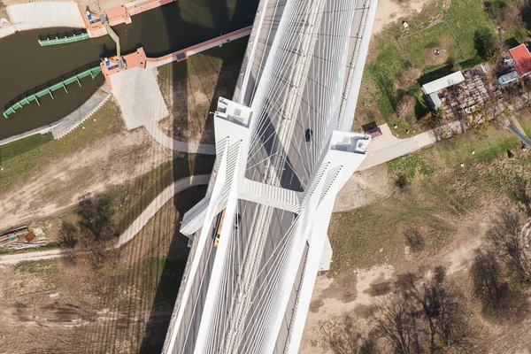 ヴロツワフ市の近くの高速道路橋 — ストック写真