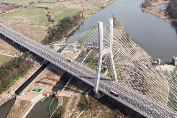 Podul autostrăzii lângă orașul Wroclaw — Fotografie, imagine de stoc