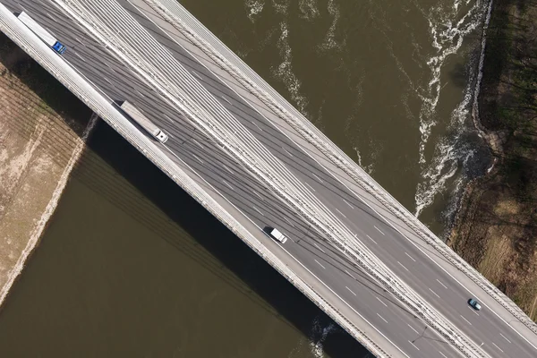 ヴロツワフ市の近くの高速道路橋 — ストック写真