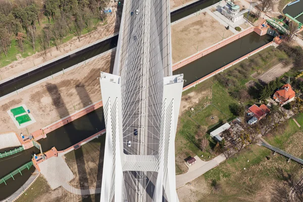 ヴロツワフ市の近くの高速道路橋 — ストック写真