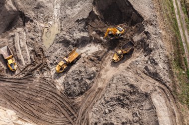 çalışma yere taşıyıcı 