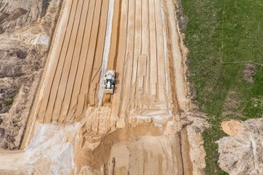 çalışma yere taşıyıcı 