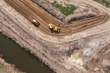 çalışma yere taşıyıcı 